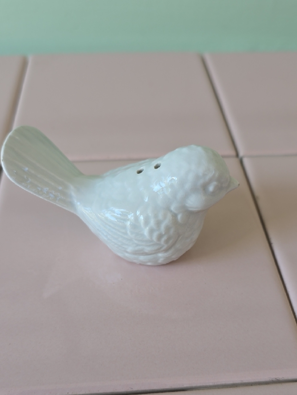Fitz and Floyd White Ceramic Double Birds in Nest Salt & Pepper Shakers - Picture 2 of 7
